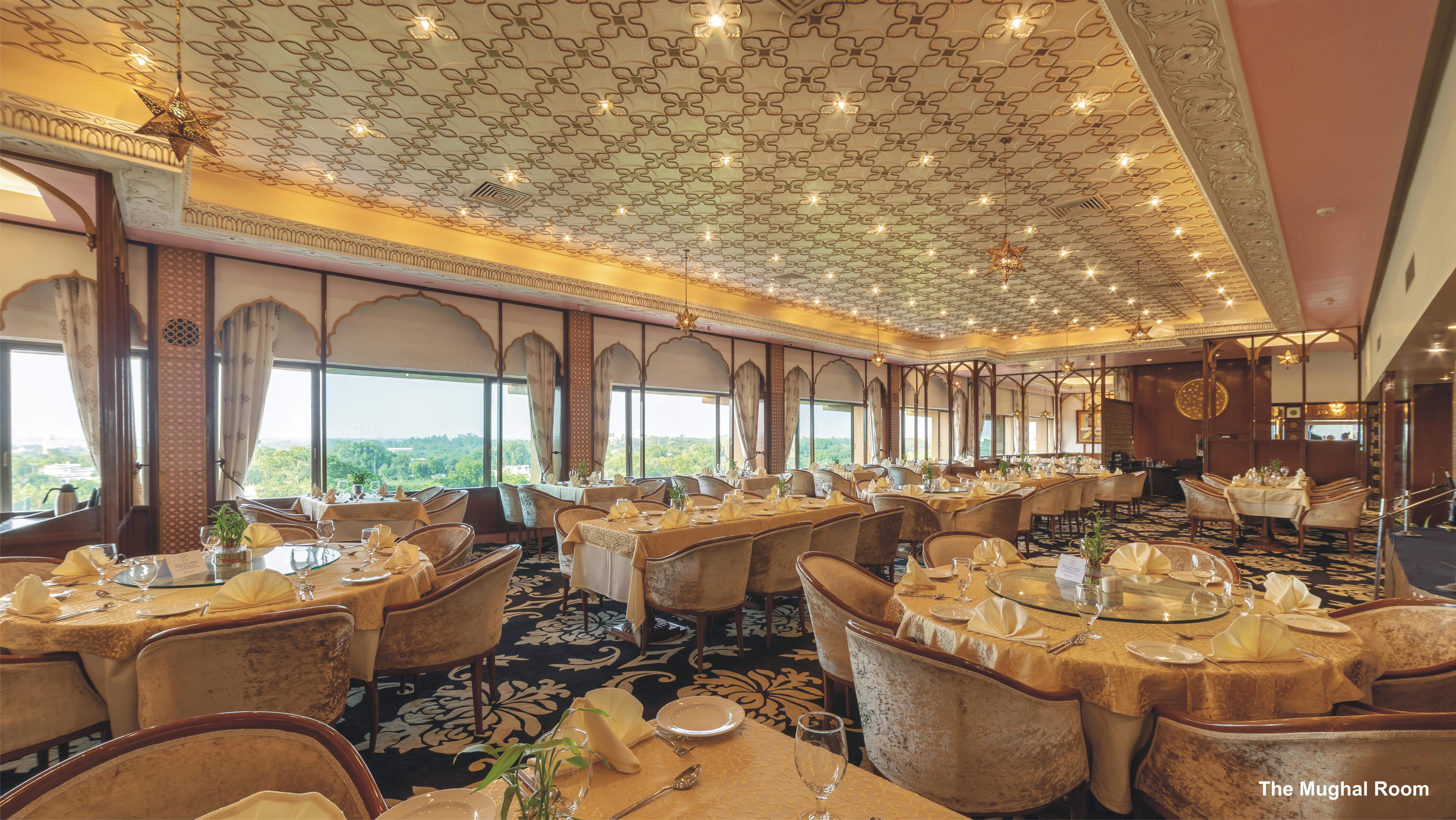 Hotel Clarks Shiraz Agra  Dış mekan fotoğraf
