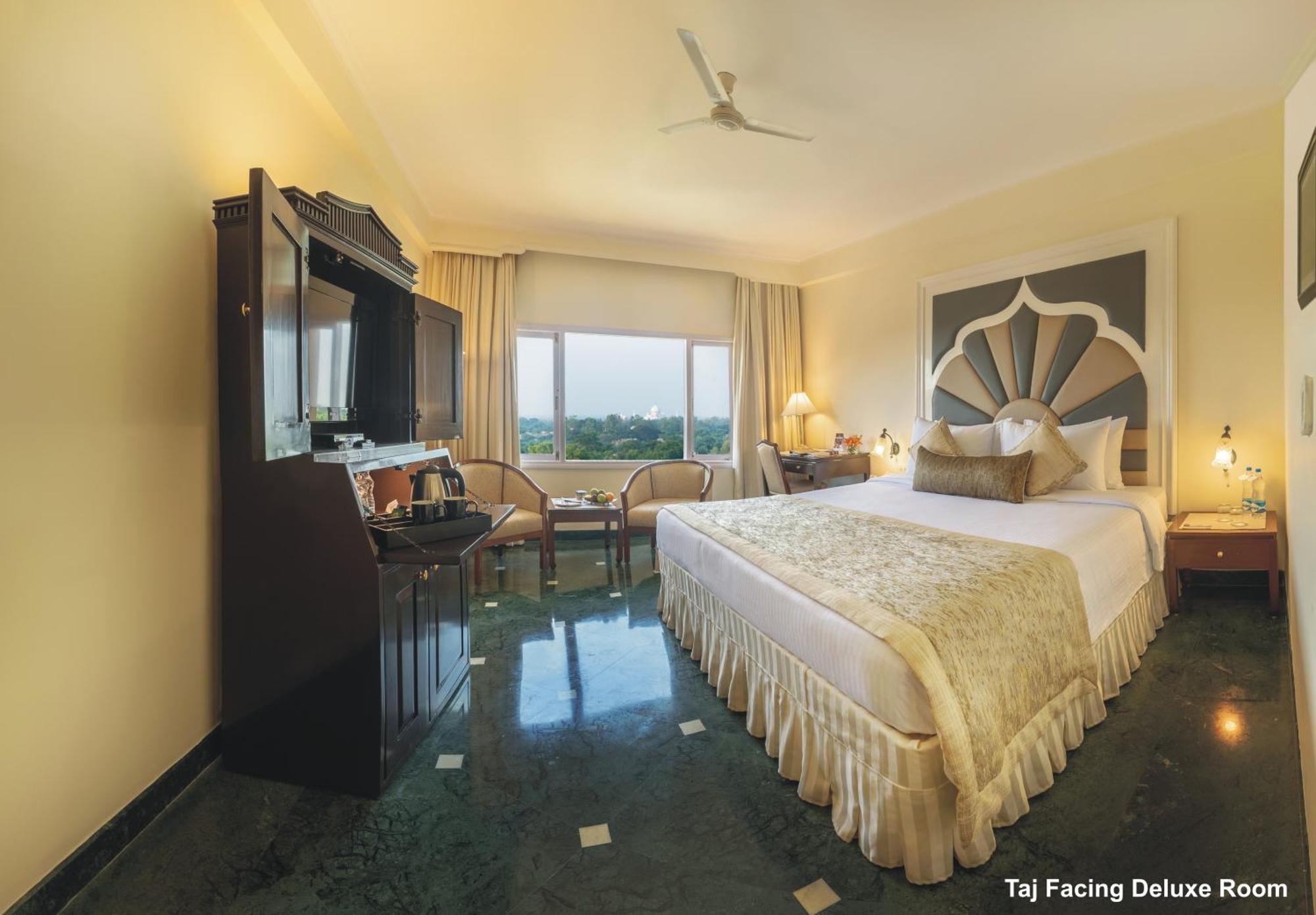 Hotel Clarks Shiraz Agra  Dış mekan fotoğraf